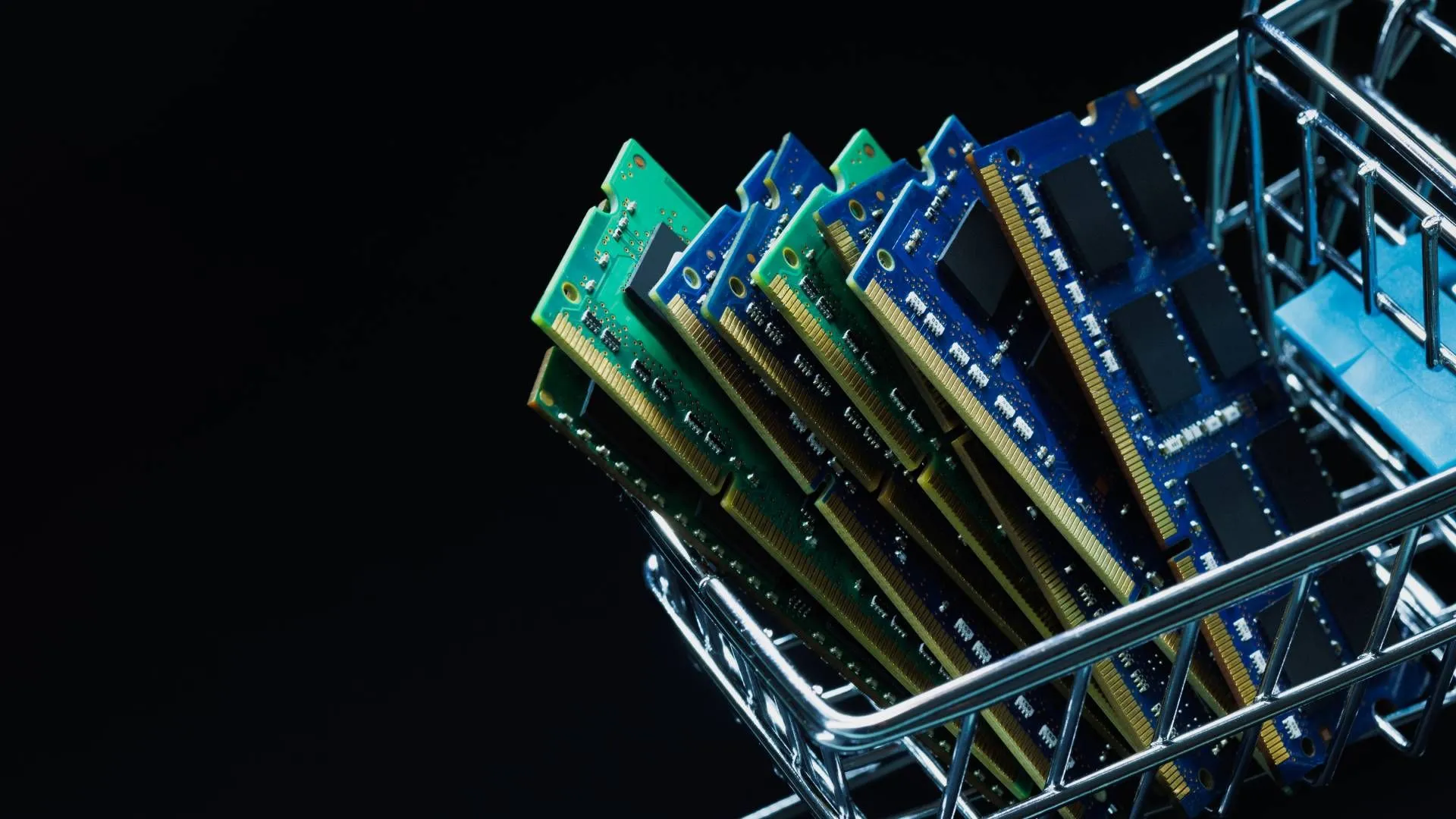 Intel GPU D-Series: 480 ГБ пам'яті не допоможуть споживачам
