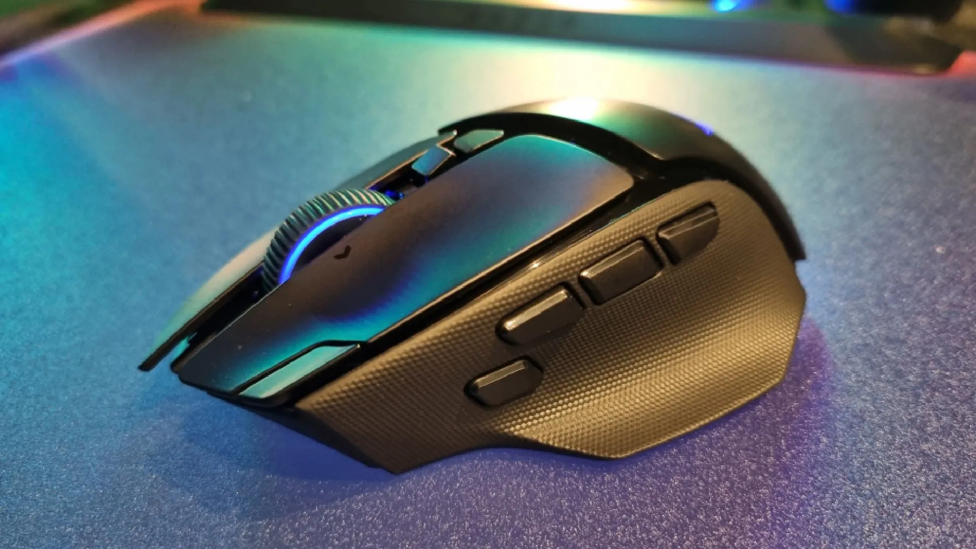 Огляд Razer Basilisk V4: Нова ера чи лише маркетинговий хід?