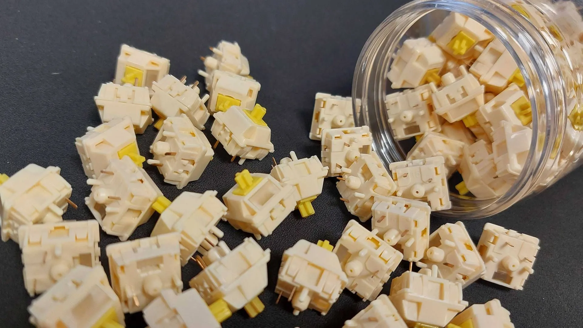 Switch Lab: як звукова бібліотека допомагає обрати клавіатуру